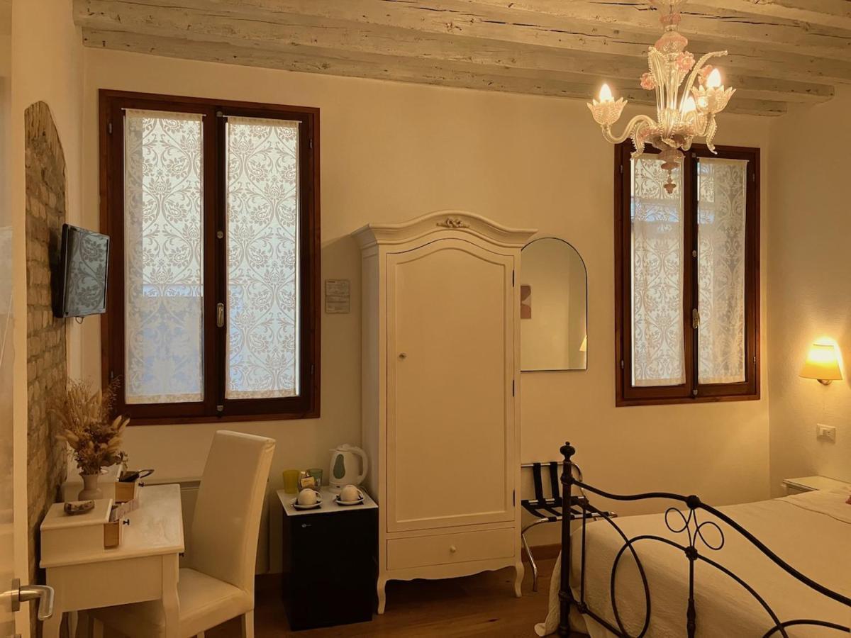 B&B Residenza Corte Antica เวนิส ภายนอก รูปภาพ