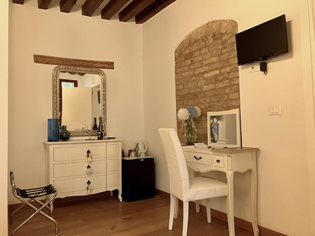 B&B Residenza Corte Antica เวนิส ภายนอก รูปภาพ